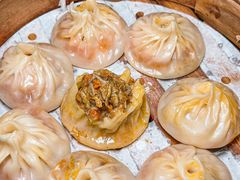 -馋三尺蟹粉小笼(人民广场店)