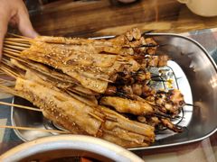 烤辣串-乐兔串工坊·炖肠(万达店)