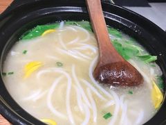 云南过桥米线-云海肴·汽锅鸡·云南菜(高德置地店)