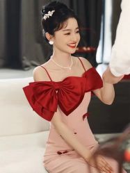 -衣贝姿婚纱礼服馆