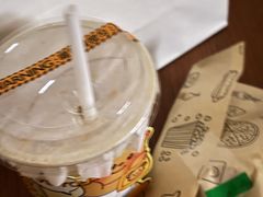 -YOLO COFFEE悠乐咖啡