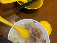 大骨头萝卜汤-大壶春生煎(四川中路店)