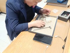 -亨吉利世界名表中心(砂之船奥莱店)