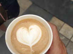 -八一路好吃街(雨田商务大厦店)