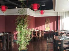 大堂-大匠工房古船木艺术餐厅·猪肚鸡专门店(长白仙岛店)