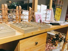 -肆兮眼镜·蔡司·徕卡战略合作店(大坪店)