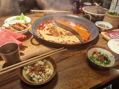 -萍姐火锅·公路夜市(武汉首店)