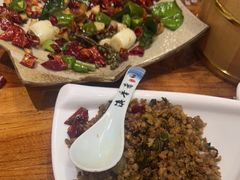 -滇香肴·云南菜蒸汽石锅鱼(云南北路店)