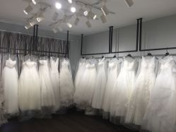 -深白婚纱艺术馆(王府壹号店)
