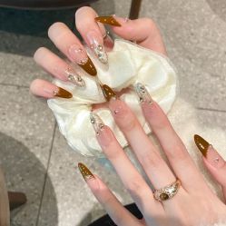 -雪儿·YuKi美甲美睫皮肤管理Salon