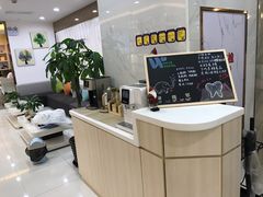 -维乐口腔·埃齐门诊(静安店)