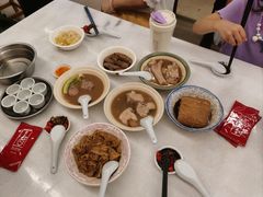-黄亚细肉骨茶(仰光路店)