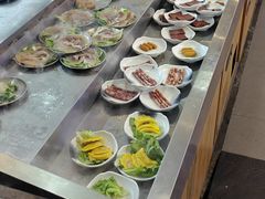 -罗二娘·鲜切牛自助火锅(罗湖东门步行街店)