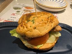 -必胜客(集美杏东店)