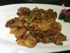-闫府私房菜·百年鲁菜(恒隆店)