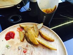 -龙治汉堡(中华城店)
