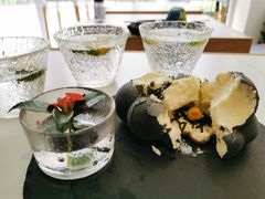 蘑菇蹲小鸡-茶是一枝花泡茶店