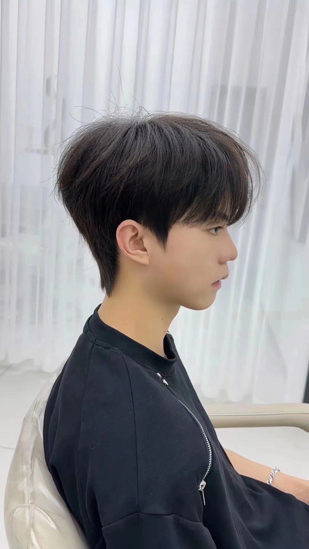 大学生男发
