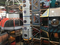 点击看大图 -嗨翻Hi-Fun竞技主题乐园·蹦床团建生日聚会(五棵松华熙店)