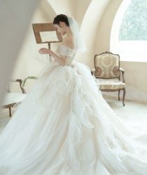 -LAFINE 兰斐婚纱礼服馆