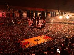 -丰业银行球馆(Scotiabank Arena)