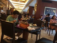 -东方红海鲜百汇(国际大厦店)