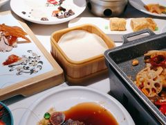 -荷塘秋月·本帮江浙菜(国权路店)