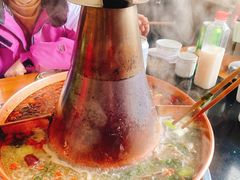 -果松木炭酸菜铜火锅·外婆参鸡汤