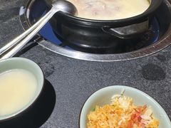 -大匠工房古船木艺术餐厅·猪肚鸡专门店(长白仙岛店)