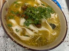 四厂咖喱烩面-四厂烩面(棉纺路店)