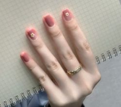 -悦指间美甲美睫