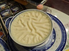 -广信牛奶甜品世家(台东店)