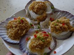 蒜蓉粉丝蒸扇贝-港畔赶海蒸汽海鲜烧烤自助(仙螺岛店)