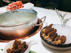 -洪氏嗨捞·猪肚鸡火锅(阳光天地店)