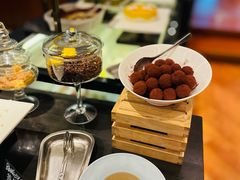 黑松露巧克力-阿纳迪酒店·秘境西餐厅