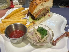 -遇见西木美式餐厅(体育路店)