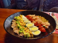 牛油果彩虹沙拉-刀叉遇上筷子中西融合餐厅(成都道店)