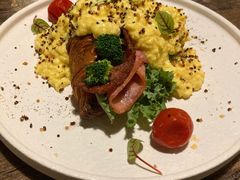 -HIGH FIVE哈福手工汉堡(桂林路店)