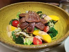 炙烤牛舌沙拉-厚贞日式烤肉(龙之梦店)