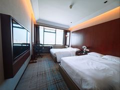 -上海龙之梦万丽酒店