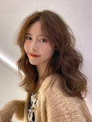 -诗悦发型烫染SALON