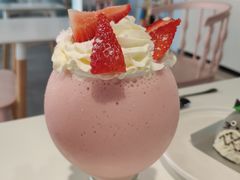 草莓雪融-风甜日暖·星座主题甜点(东二环泰禾店)