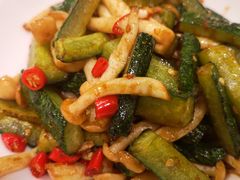 白玉菇黄瓜-湘肠香火锅店(团结湖店)