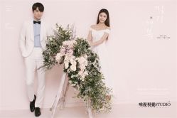 现代简约-巴黎婚纱摄影工作室