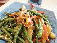 -维吾尔餐厅(宜山路店)