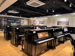 -柏斯音乐艺术中心·钢琴·吉他(上音店)