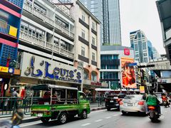 -Kub Kao Kub Pla (Terminal21)