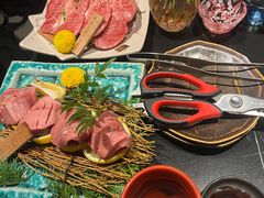 -山川小町·极番烧肉(新地假日广场店)