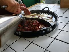 -瓜西西重庆火锅(花溪店)