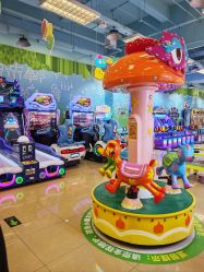 -莫莉幻想儿童乐园(三河燕郊永旺店)